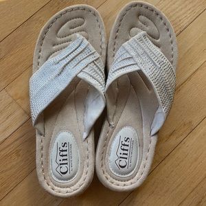 Cliffs White Mountain Sandals